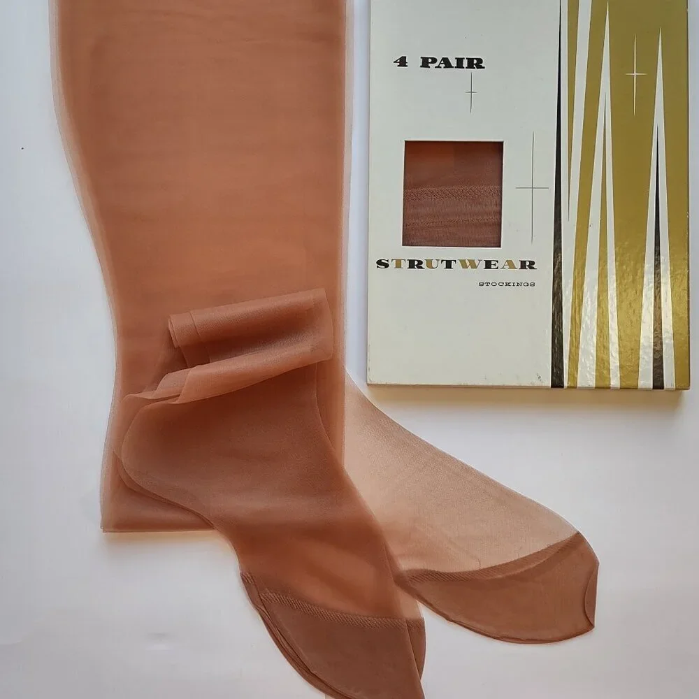 Vintage Strutwear Stockings Size 9.5 Nylon 4-Pairs Paris Beige Glam New in Box